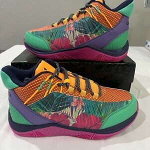 AND1 Multicolor Athletic Shoes size 7